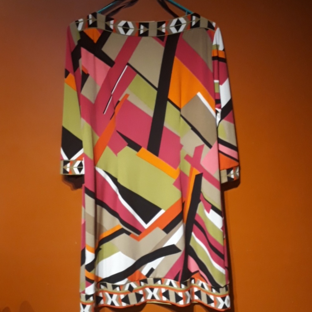 Geometric Pattern Dress - Picture 2 of 3